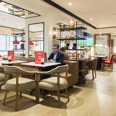 Hotel Universal 4*