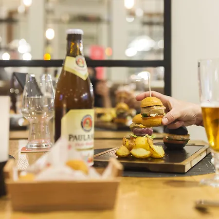 Otel Universal Barselona