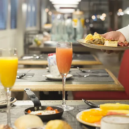 Otel Universal Barselona