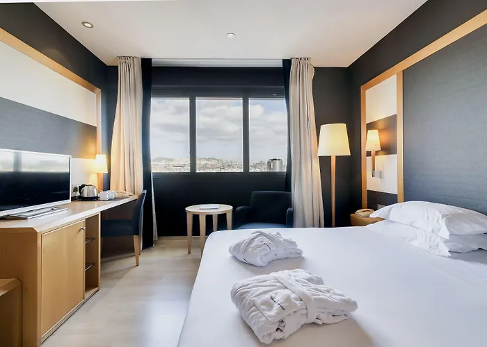 巴塞罗那环球酒店 4*