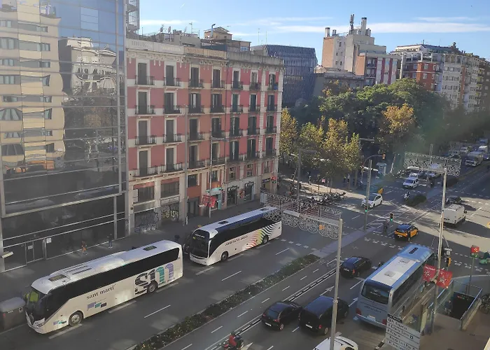 巴塞罗那环球酒店 4*