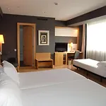 ホテル ウニベルサル