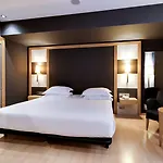 Hotell Universal 4*